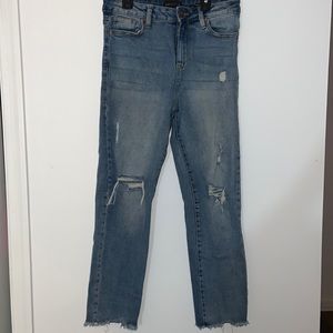 Kendall + Kylie Jeans- straight cut